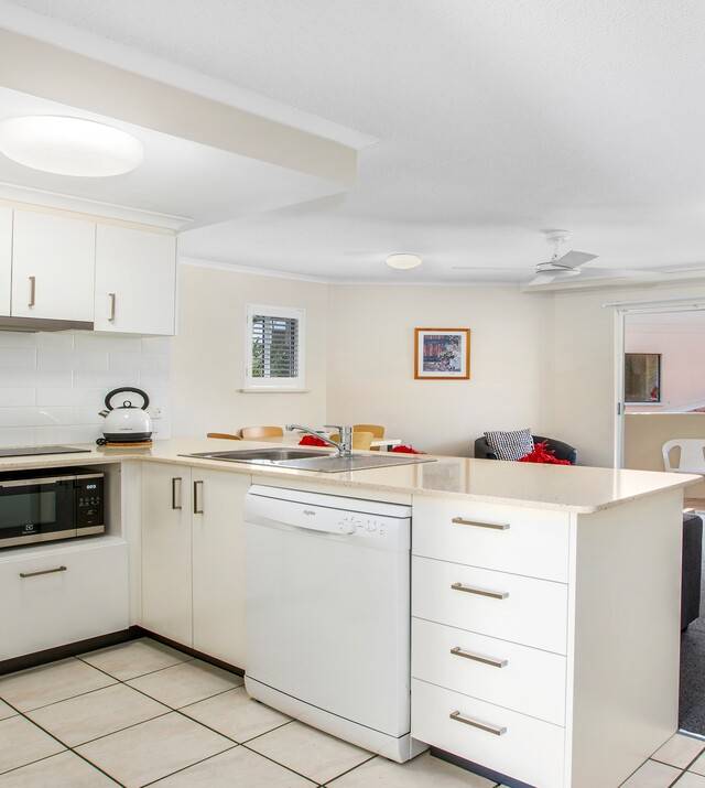 171_Open2view_ID606471-75_Sixth_Avenue__Maroochydore.jpg